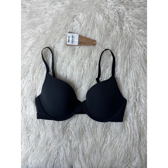 Skims Fits Everybody T-shirt Bra Onyx Size 32C - Picture 2 of 7